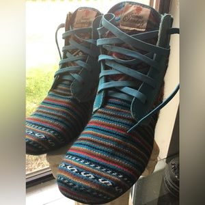 Hand Woven Peruvian Desert Boots NWOT bought in Miraflores Peru. Beautiful!